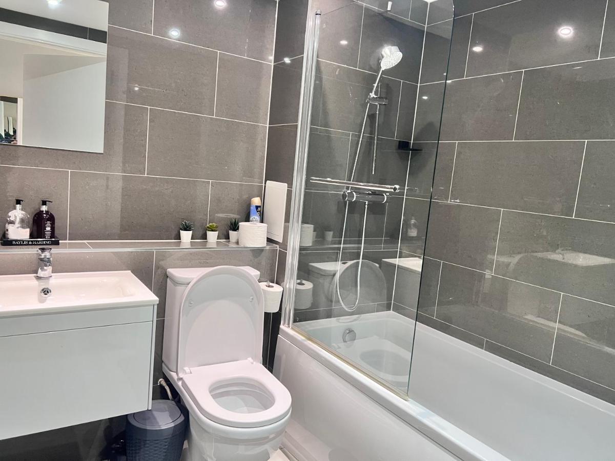 Elegant 3Br 2Bath Flat In Canary Wharf - O2 -Excel ロンドン エクステリア 写真
